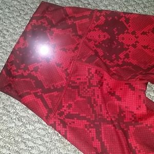 Lululemon Wunder Under leggings